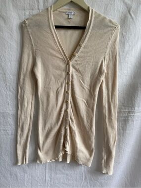 Cuyana Cream Ribbed V‑Neck Button Cardigan